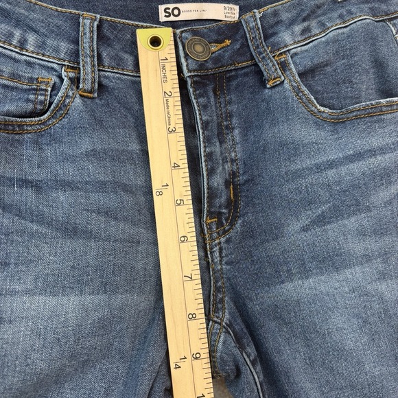 So Womens Jeans Size 9/27 Low Rise Bootcut Medium Wash Denim Blue Stretch Casual - Picture 4 of 10